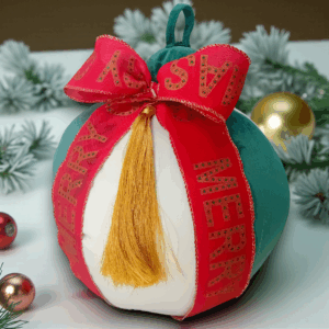 Μαξιλάρι χριστουγεννιάτικο μεγάλη βελούδινη μπάλα!