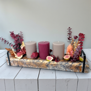 Κηροπήγιο ξύλινο με αποξηραμένα λουλούδια!