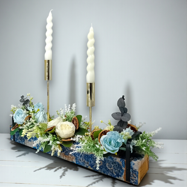 Κηροπήγιο ξύλινο με αποξηραμένα λουλούδια!