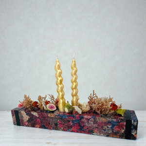 Κηροπήγιο ξύλινο με αποξηραμένα λουλούδια!