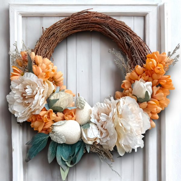 Στεφάνι ξύλινο με υφασμάτινες παιώνιες& αχλάδια!