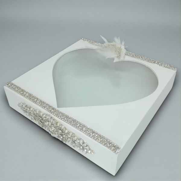 Στεφανοθήκη χειροποίητη με κρύσταλλα!