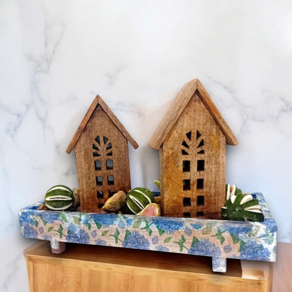 Διακοσμητική σύνθεση με ξύλινα μασίφ σπίτια!