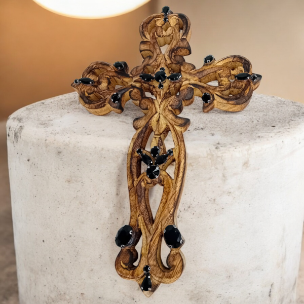 Ξύλινος σταυρός από μασίφ ξύλο 100% χειροποίητος!