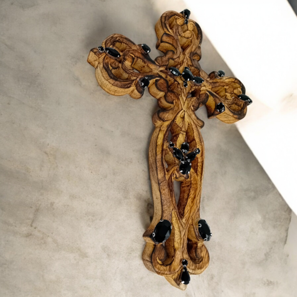 Ξύλινος σταυρός από μασίφ ξύλο 100% χειροποίητος!