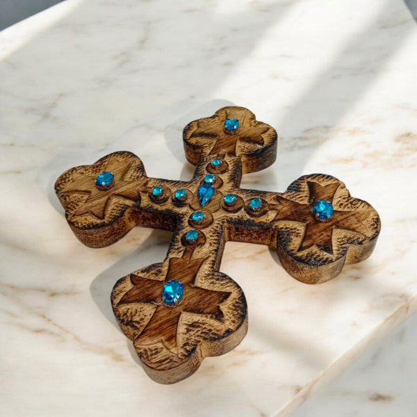 Ξύλινος σταυρός από μασίφ ξύλο 100% χειροποίητος!