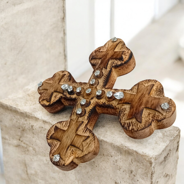 Ξύλινος σταυρός από μασίφ ξύλο 100% χειροποίητος!