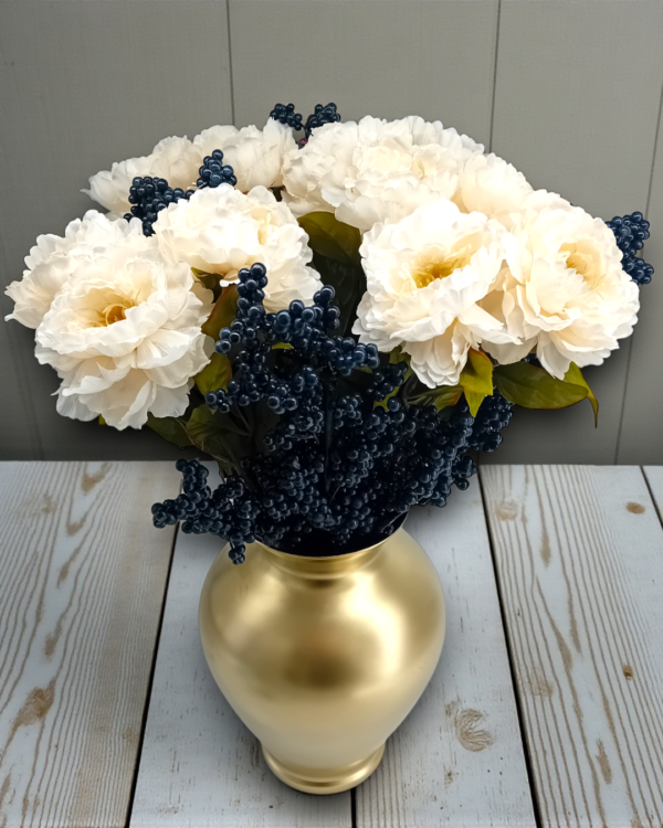 Σύνθεση σε μεγάλο γυάλινο χρυσό ανθοδοχείο!