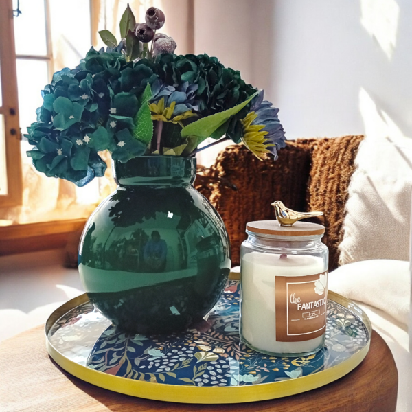 Διακοσμητική σύνθεση σε πράσινο γυάλινο βάζο!