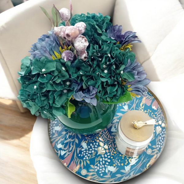 Διακοσμητική σύνθεση σε πράσινο γυάλινο βάζο!