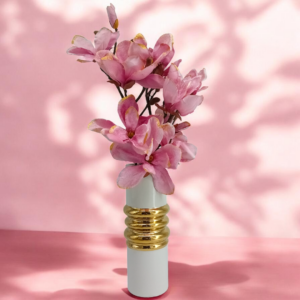 Διακοσμητική σύνθεση σε καφέ γυάλινο βάζο!