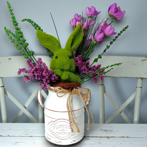 Διακοσμητική σύνθεση σε μεταλλικό rustic κασπώ!