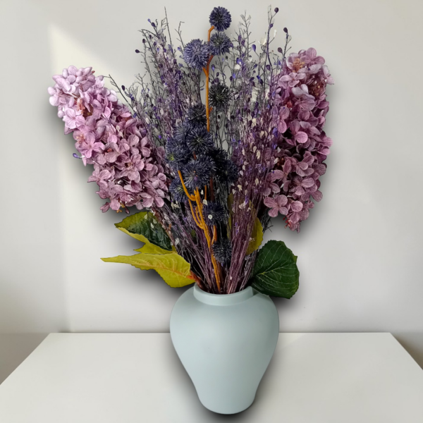 Διακοσμητική σύνθεση σε κεραμικό ανθοδοχείο!