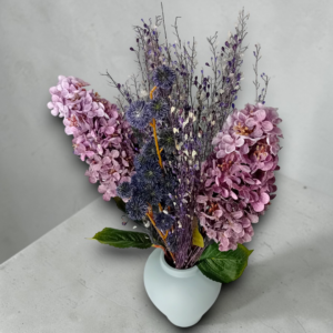 Διακοσμητική σύνθεση σε κεραμικό ανθοδοχείο!