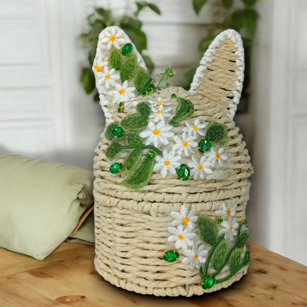 Καλάθι αποθήκευσης με καπάκι & κεντημένα λουλούδια!
