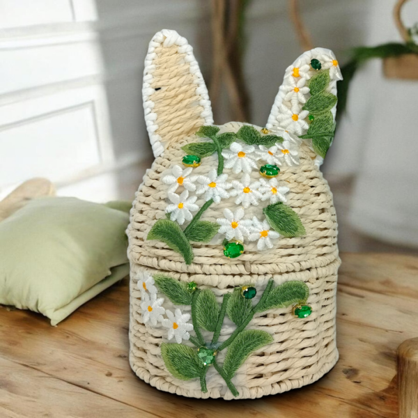 Καλάθι αποθήκευσης με καπάκι & κεντημένα λουλούδια!