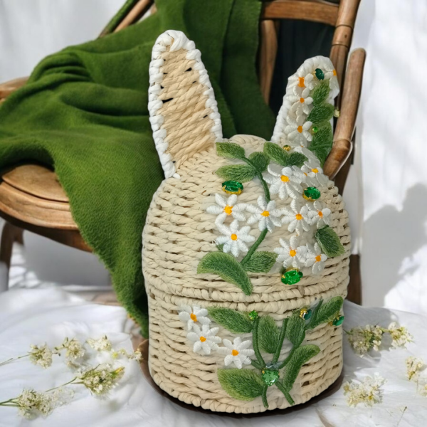 Καλάθι αποθήκευσης με καπάκι & κεντημένα λουλούδια!
