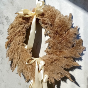 Στεφάνι αποξηραμένων pampas!