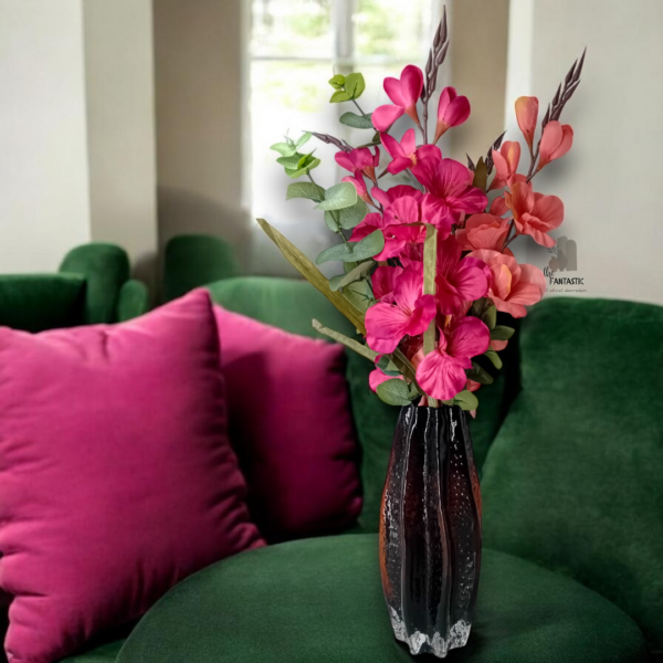 Γυάλινο βάζο με σύνθεση λουλουδιών!