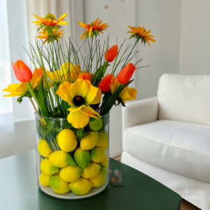 Διακοσμητική σύνθεση με λουλούδια & λεμόνια!